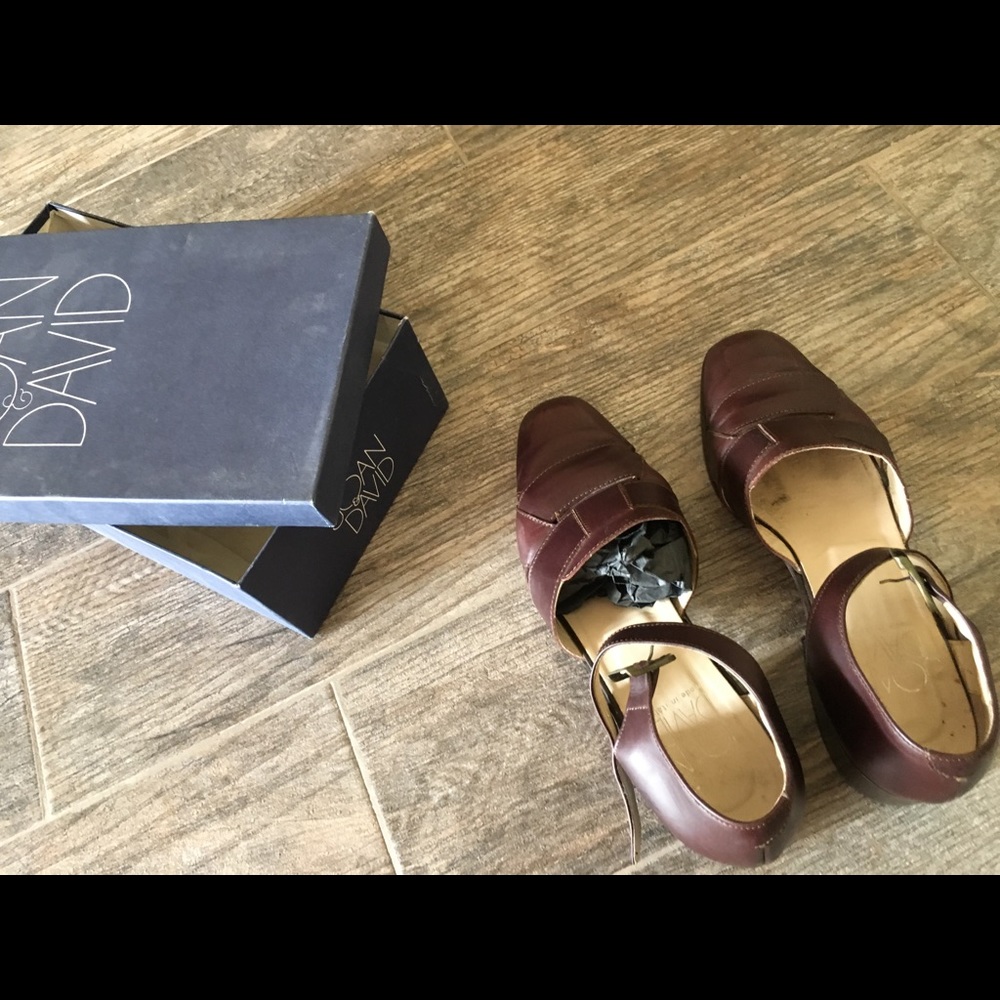 Joan & David weaved brown sandal flat - Picture 5 of 6